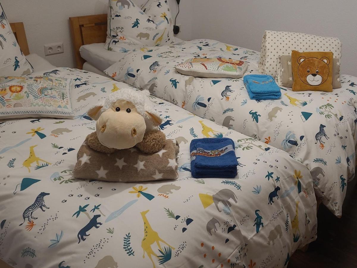 I24Rooms - Gaestezimmer Mit Eigenem Garten Legau Ngoại thất bức ảnh