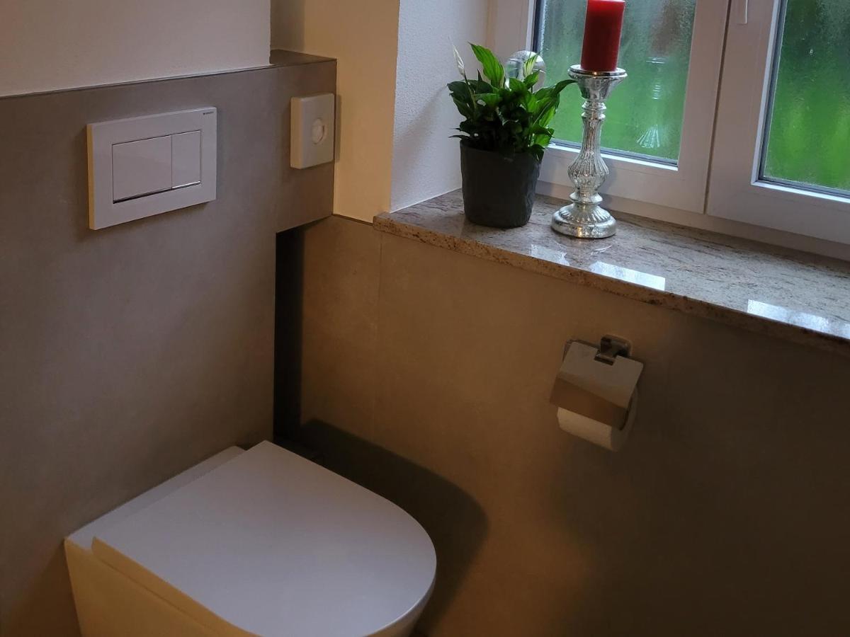 I24Rooms - Gaestezimmer Mit Eigenem Garten Legau Ngoại thất bức ảnh