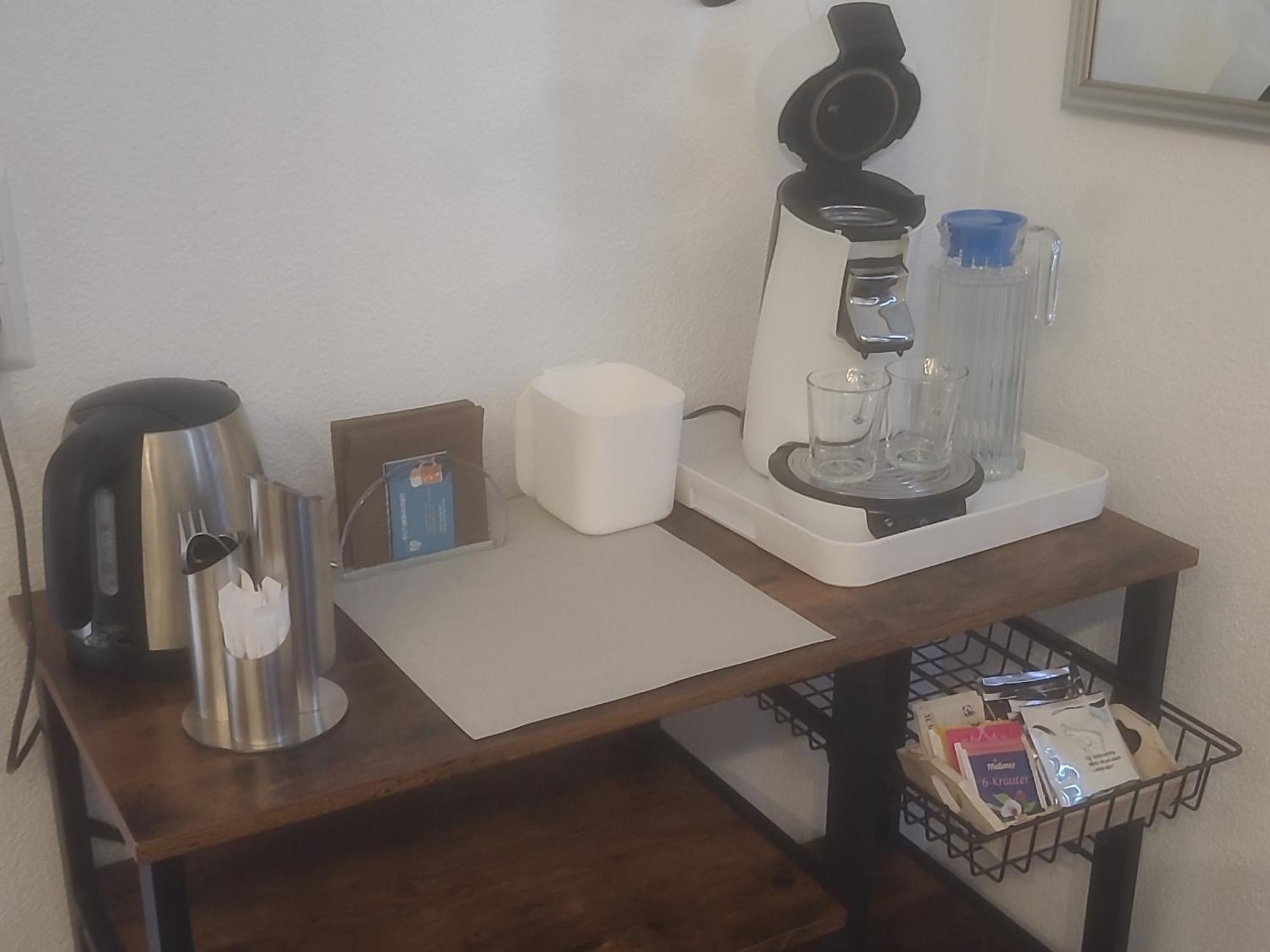 I24Rooms - Gaestezimmer Mit Eigenem Garten Legau Ngoại thất bức ảnh